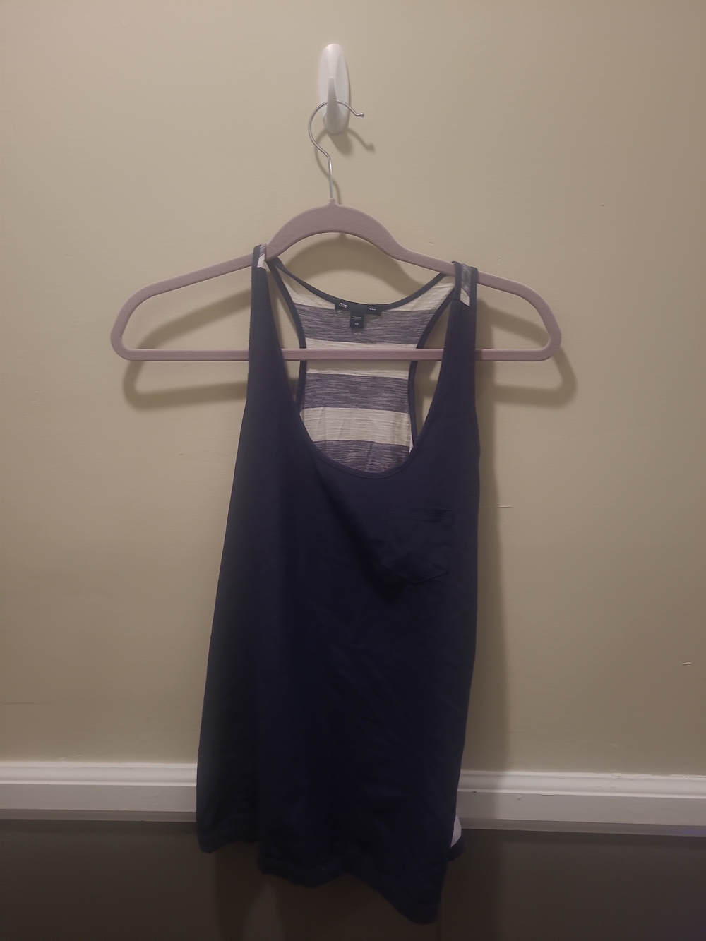 Gap Women's XS Activewear Tank Razorback Navy Striped Back